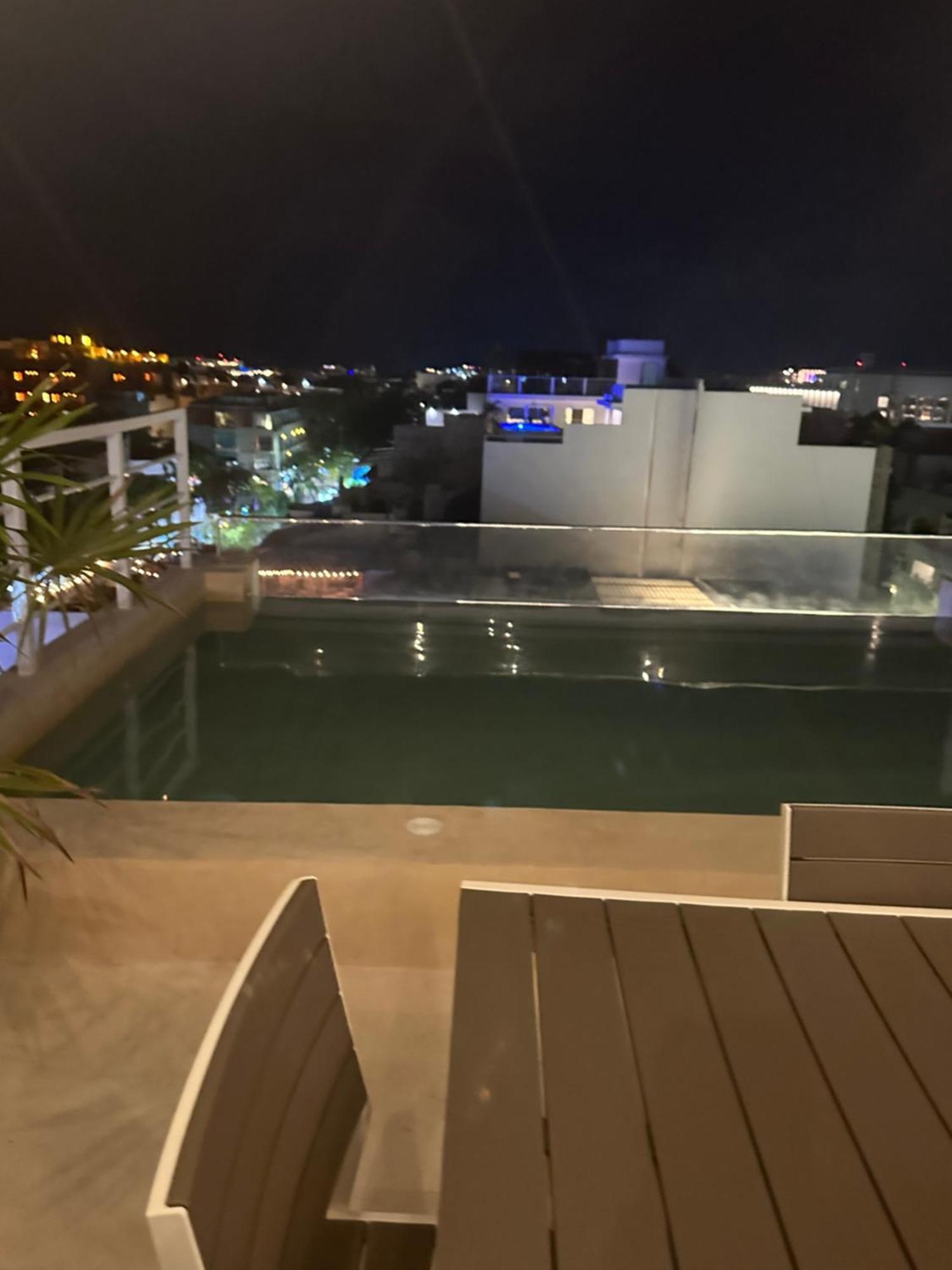 Apartamento 40, *